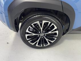 Photo '12' of Toyota Yaris Cross