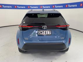 Photo '6' of Toyota Yaris Cross