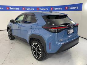 Photo '5' of Toyota Yaris Cross