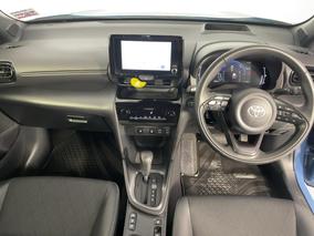 Photo '17' of Toyota Yaris Cross