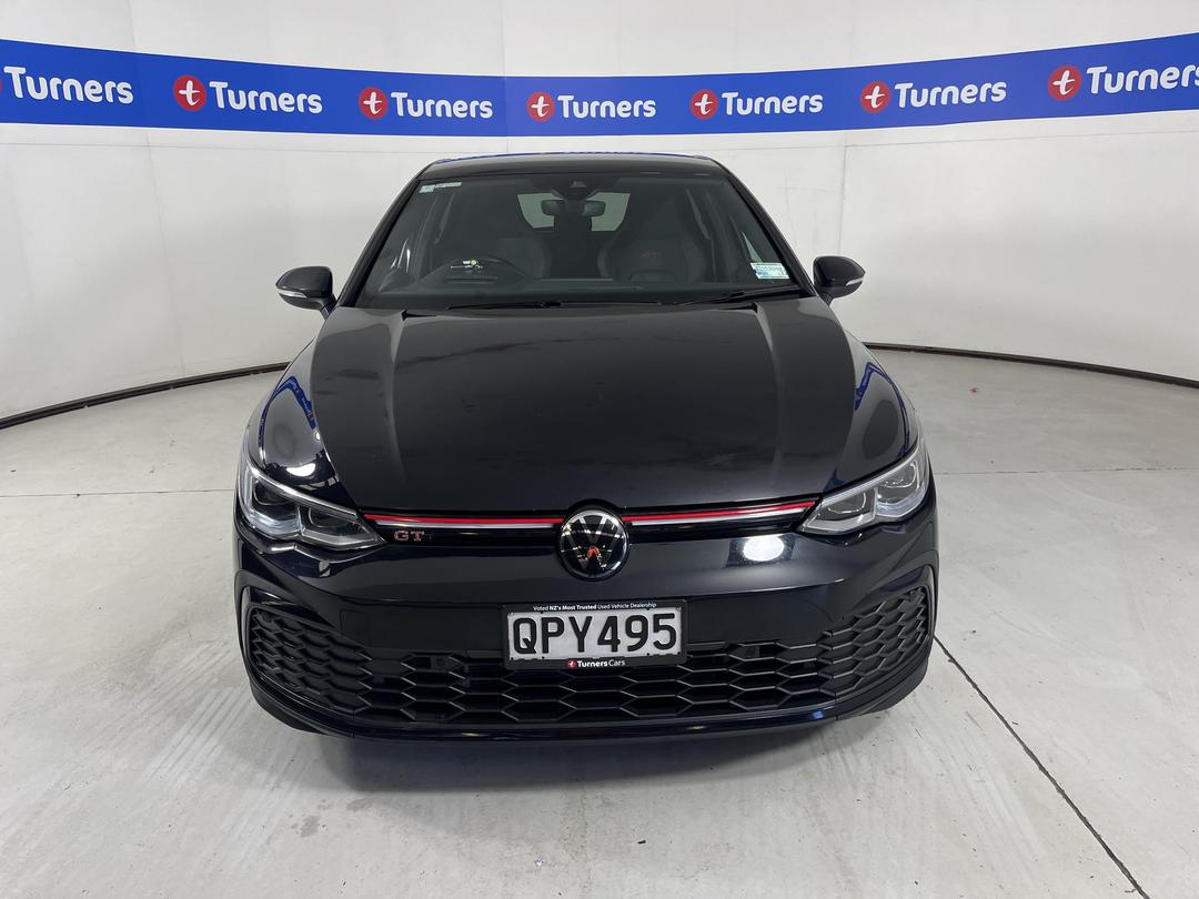 Photo '2' of Volkswagen Golf