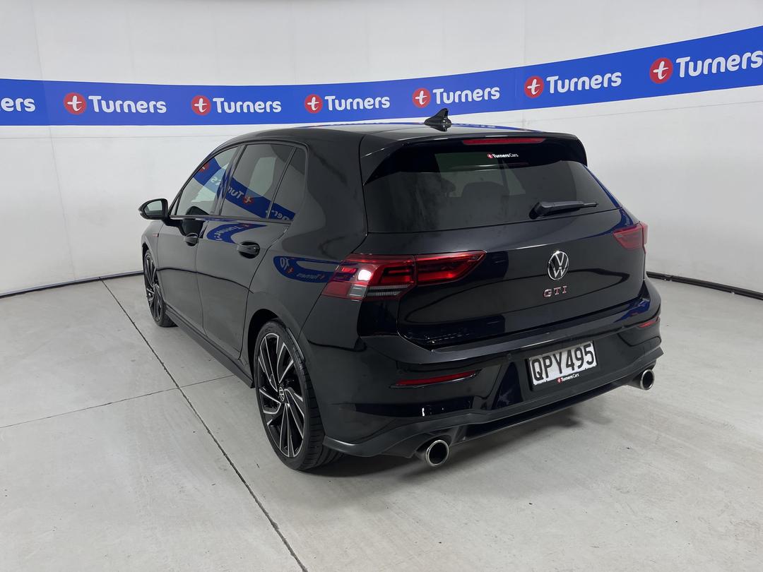 Photo '5' of Volkswagen Golf