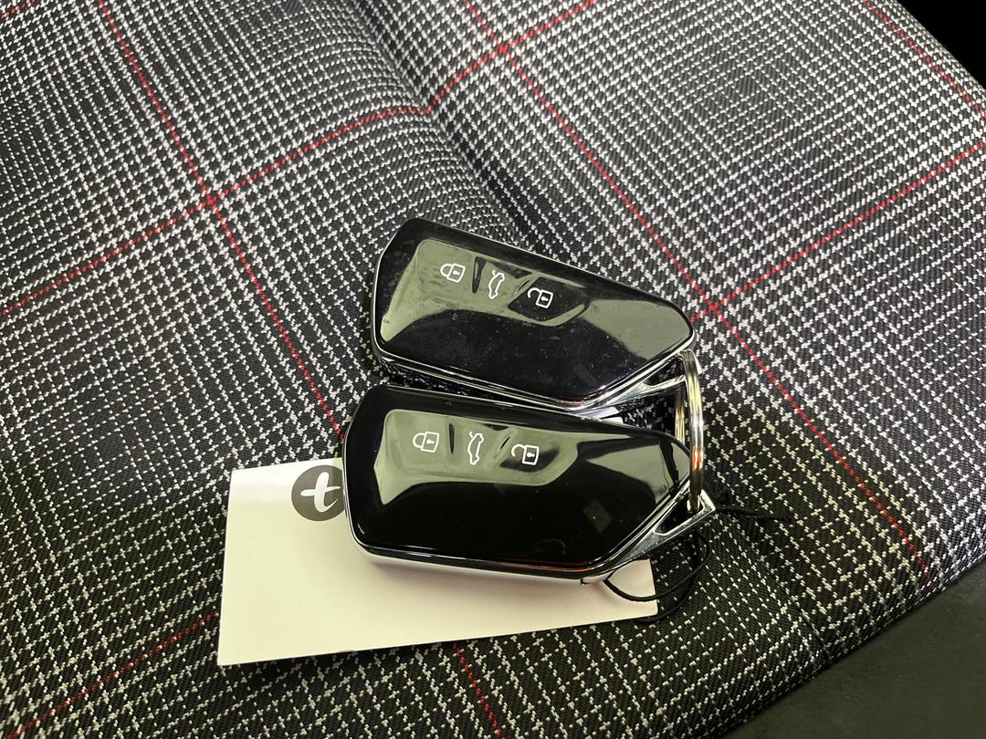 Photo '22' of Volkswagen Golf