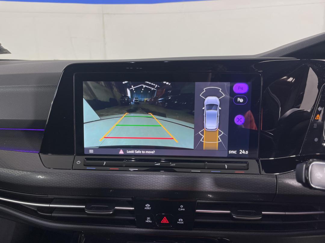 Photo '27' of Volkswagen Golf