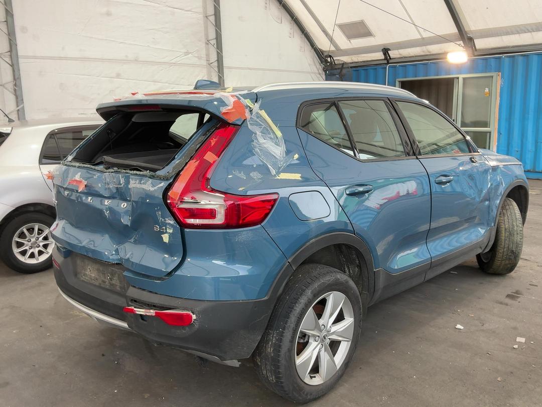 Photo '10' of Volvo XC40 B4 Plus Photo '10' of Volvo XC40 B4 Plus