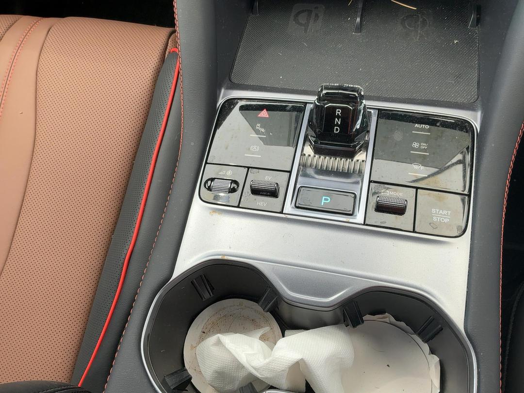 Photo '16' of BYD Sealion 6 Dynamic Photo '16' of BYD Sealion 6 Dynamic