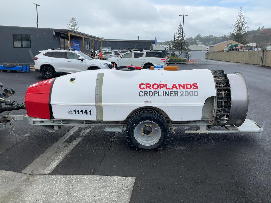 Photo '8' of Croplands Cropliner2000 Spreader