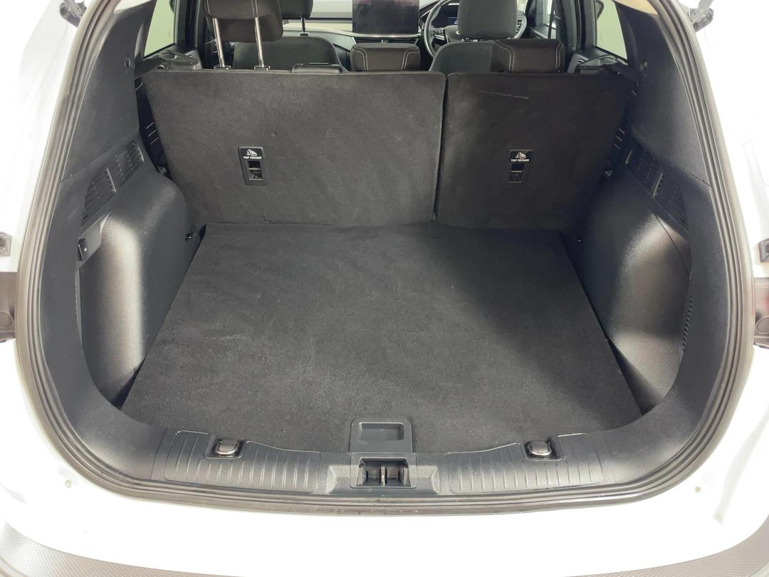 Photo '14' of Ford Escape