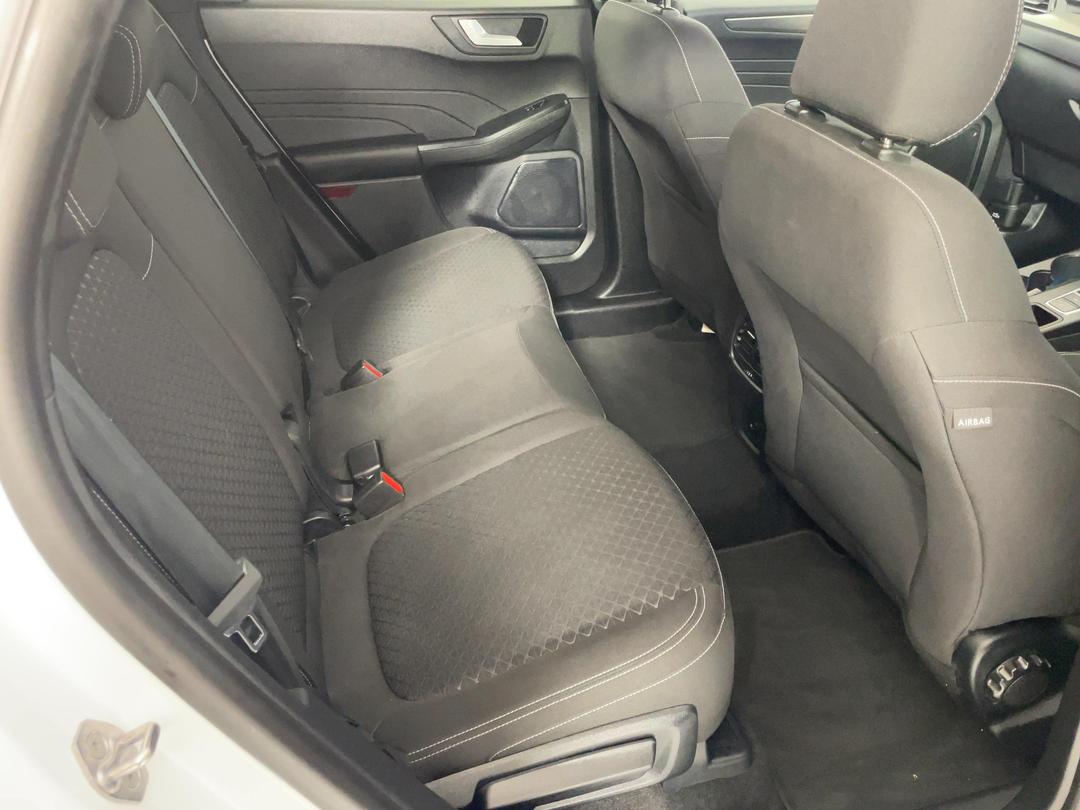 Photo '20' of Ford Escape