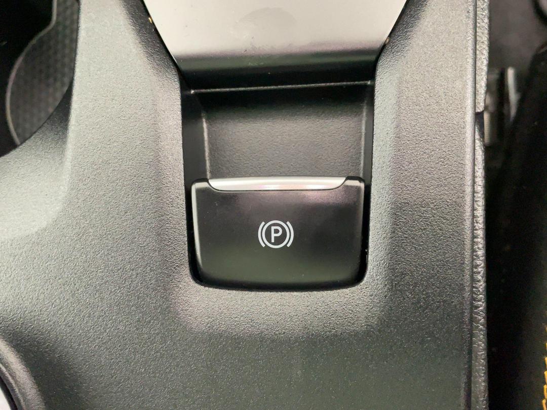 Photo '28' of Ford Everest