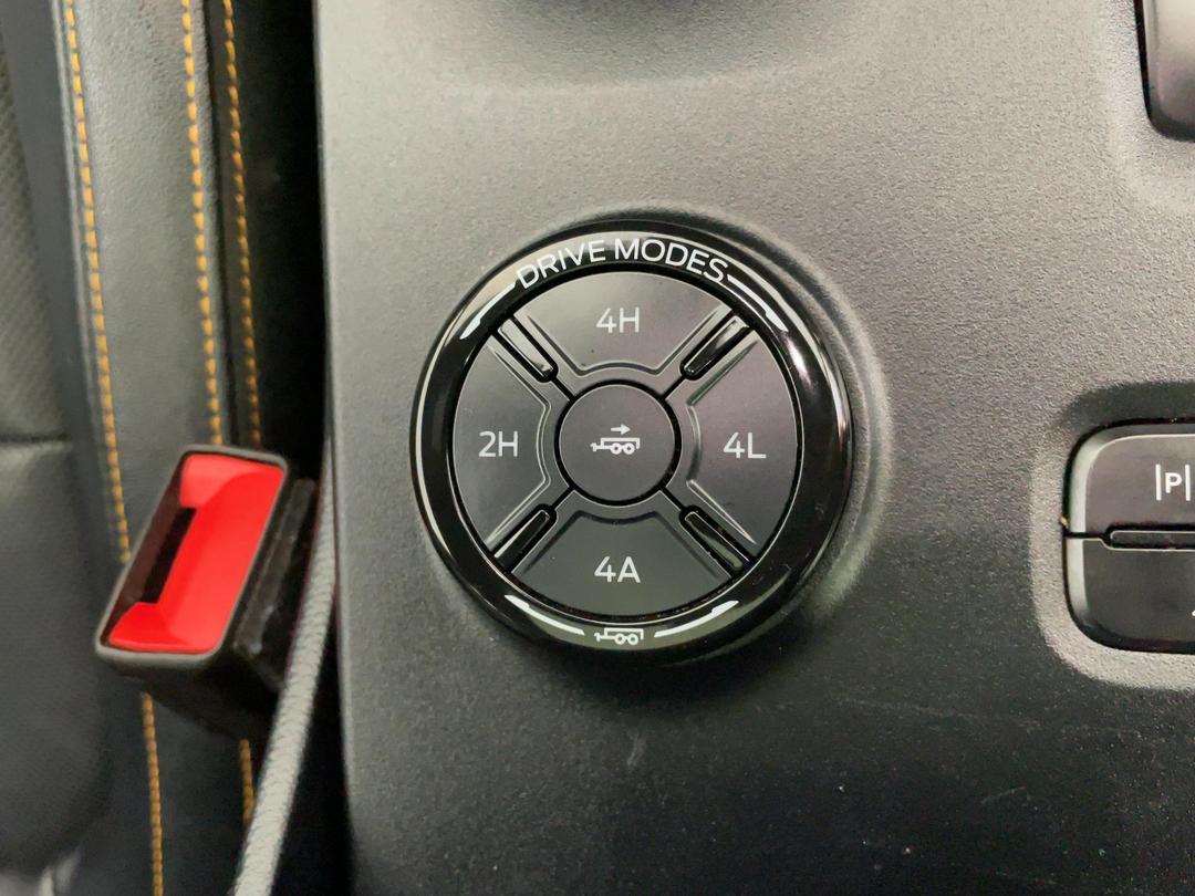 Photo '29' of Ford Everest