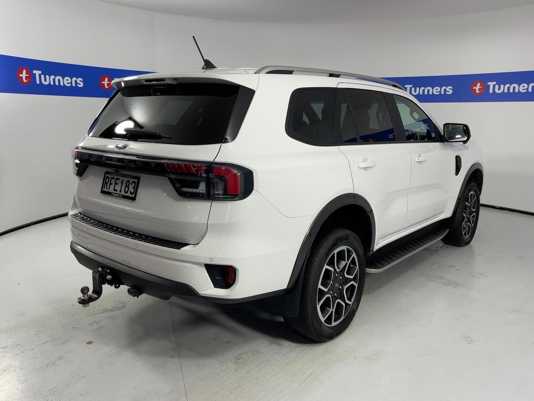 Photo '7' of Ford Everest