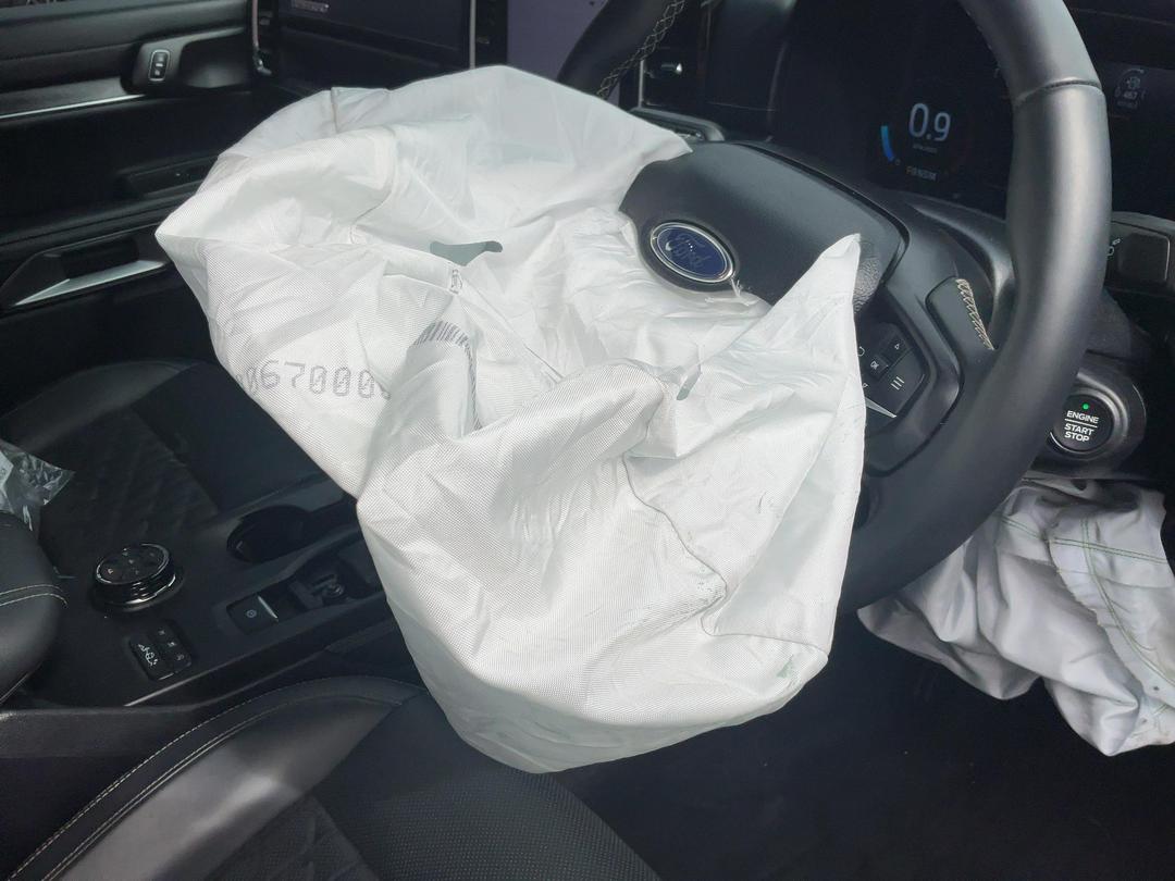 Photo '18' of Ford Everest Black Edition Photo '18' of Ford Everest Black Edition