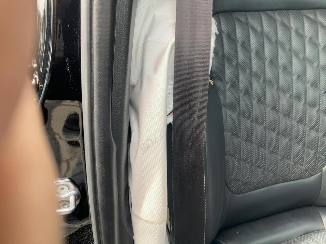 Photo '20' of Ford Everest Black Edition Photo '20' of Ford Everest Black Edition