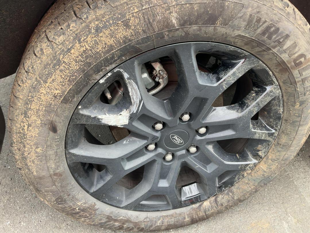 Photo '5' of Ford Everest Sport Photo '5' of Ford Everest Sport