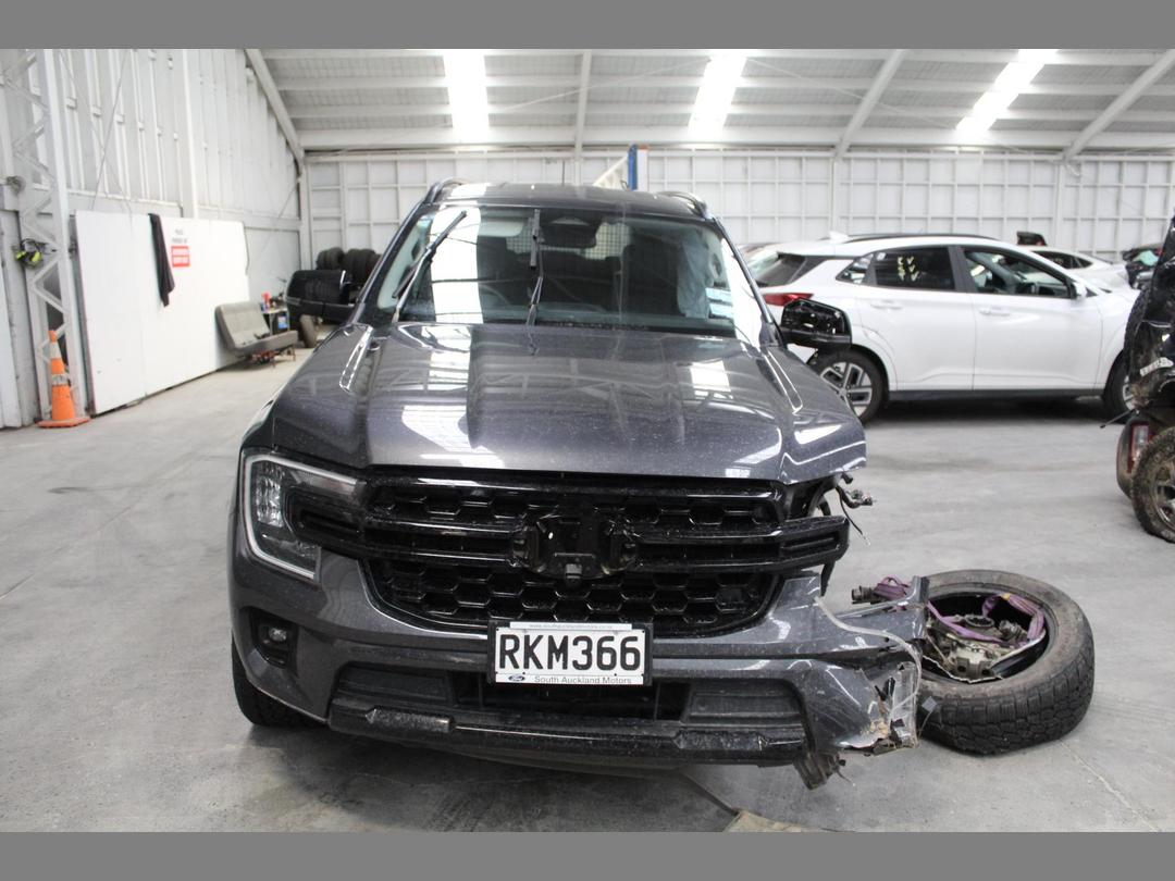 Photo '2' of Ford Everest Sport Photo '2' of Ford Everest Sport