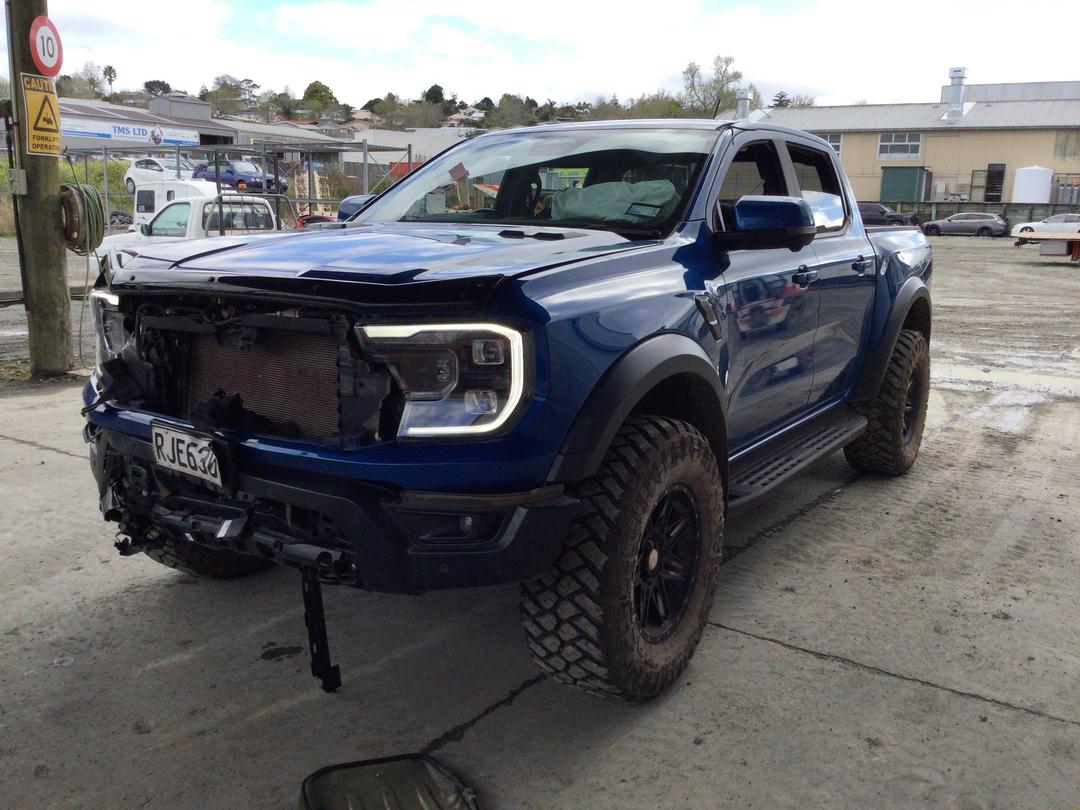 Photo '3' of Ford Ranger Raptor Photo '3' of Ford Ranger Raptor