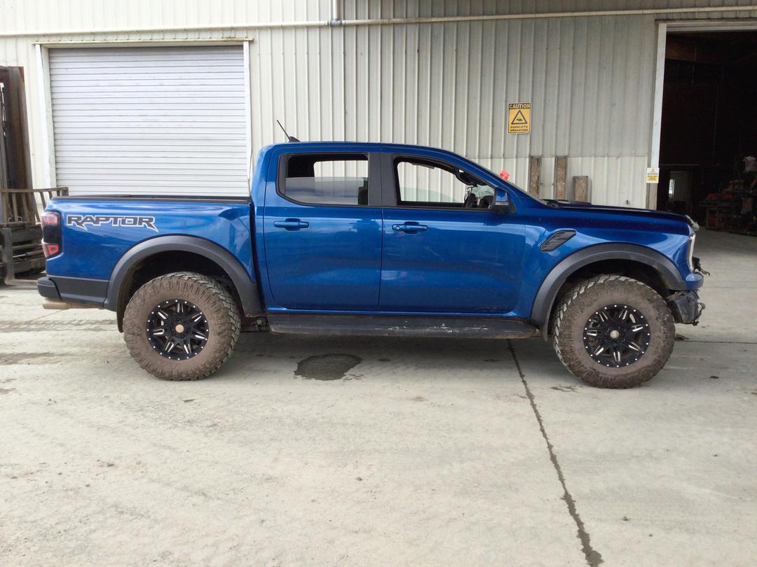 Photo '8' of Ford Ranger Raptor Photo '8' of Ford Ranger Raptor