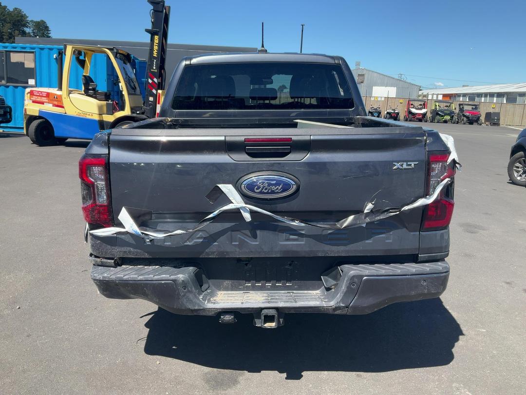 Photo '7' of Ford Ranger XLT Double CAB W/SA Photo '7' of Ford Ranger XLT Double CAB W/SA