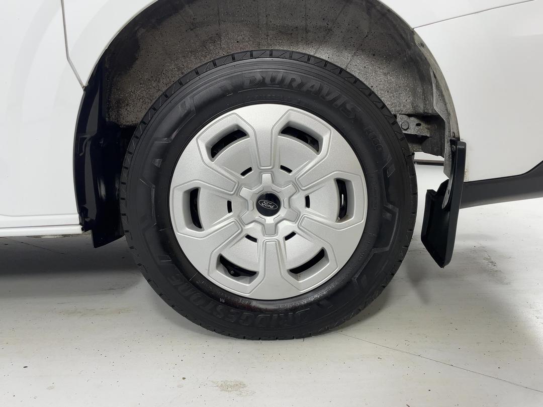 Photo '11' of Ford Transit