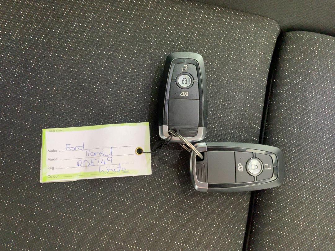 Photo '21' of Ford Transit