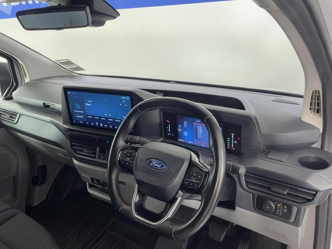 Photo '17' of Ford Transit