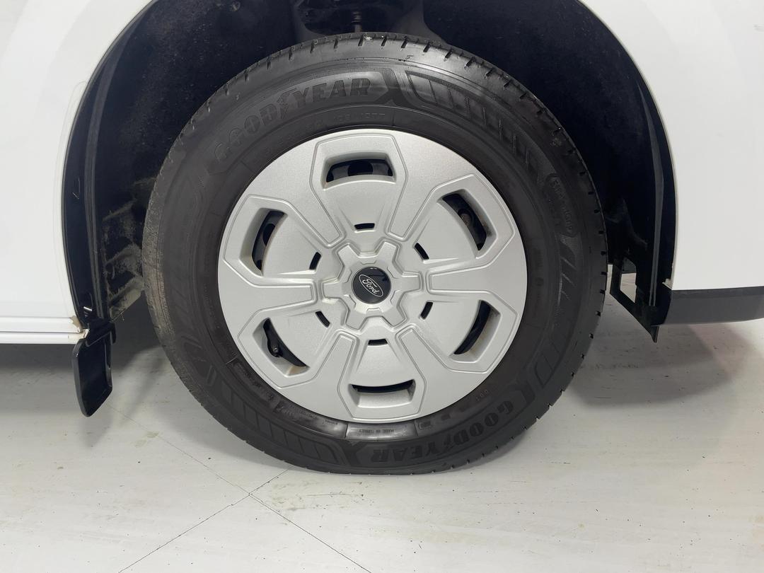 Photo '9' of Ford Transit