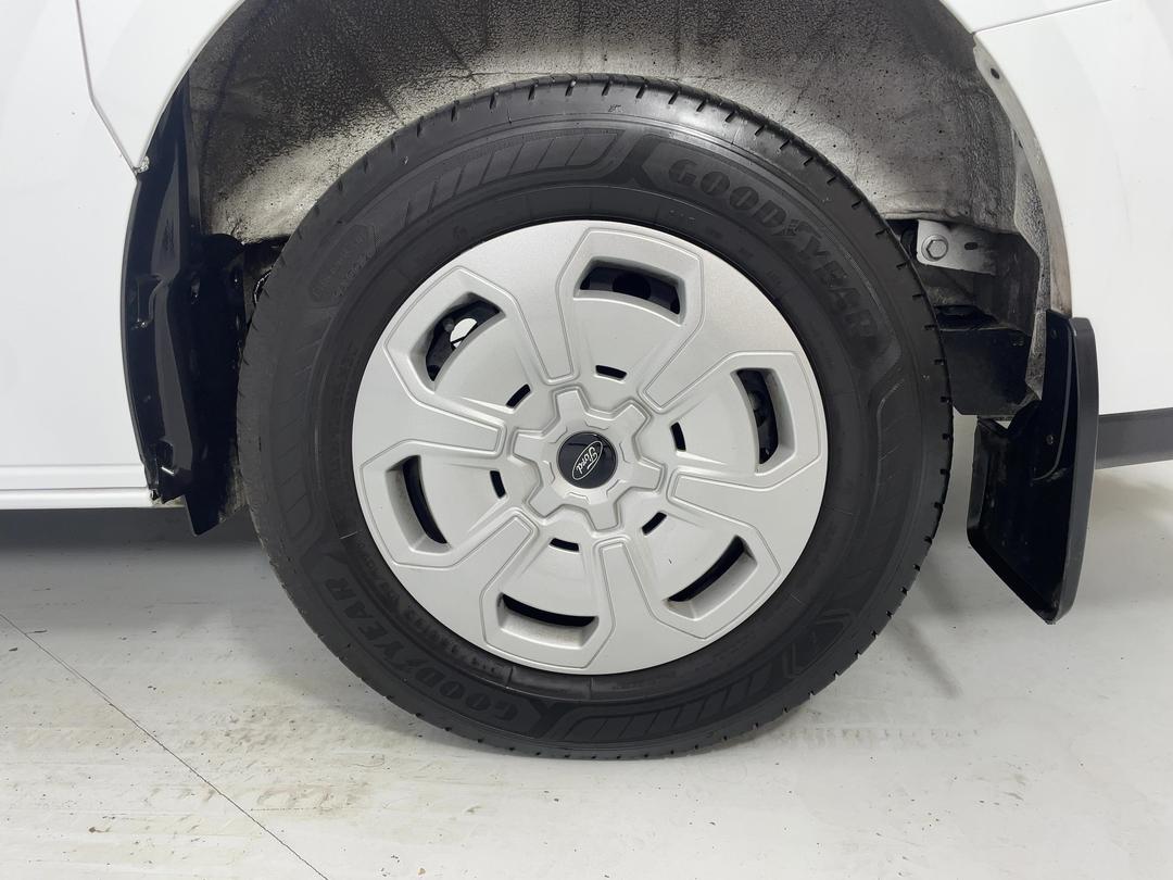 Photo '11' of Ford Transit