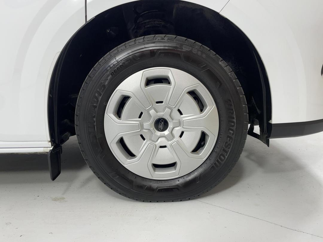 Photo '9' of Ford Transit