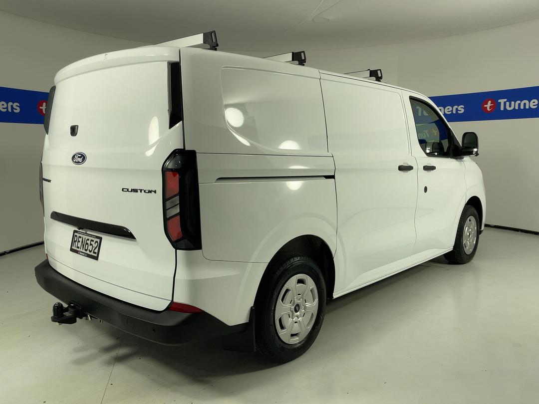 Photo '7' of Ford Transit