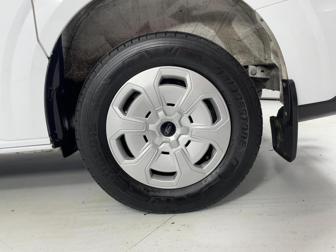 Photo '11' of Ford Transit