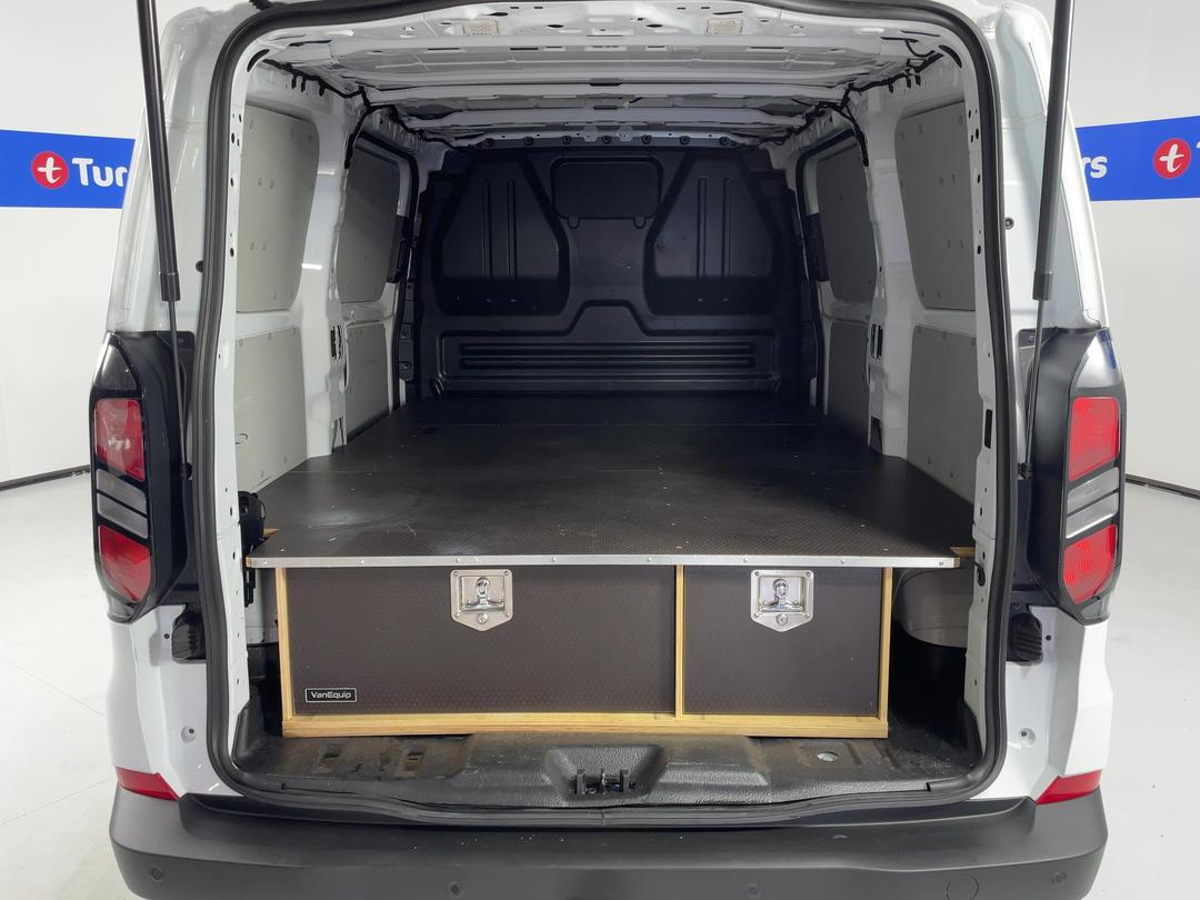 Photo '14' of Ford Transit