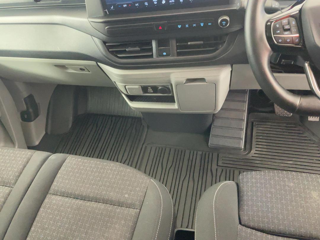 Photo '18' of Ford Transit
