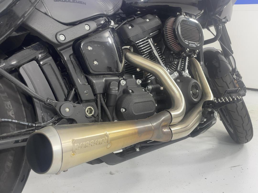 Photo '8' of Harley Davidson Softail 24 LOW Rider ST Photo '8' of Harley Davidson Softail 24 LOW Rider ST
