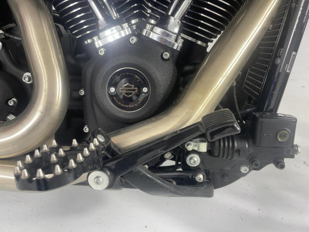 Photo '42' of Harley Davidson Softail 24 LOW Rider ST Photo '42' of Harley Davidson Softail 24 LOW Rider ST
