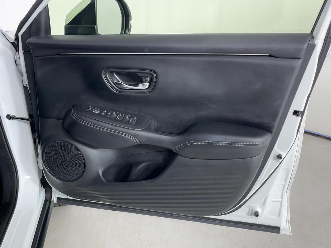 Photo '15' of Honda ZRV