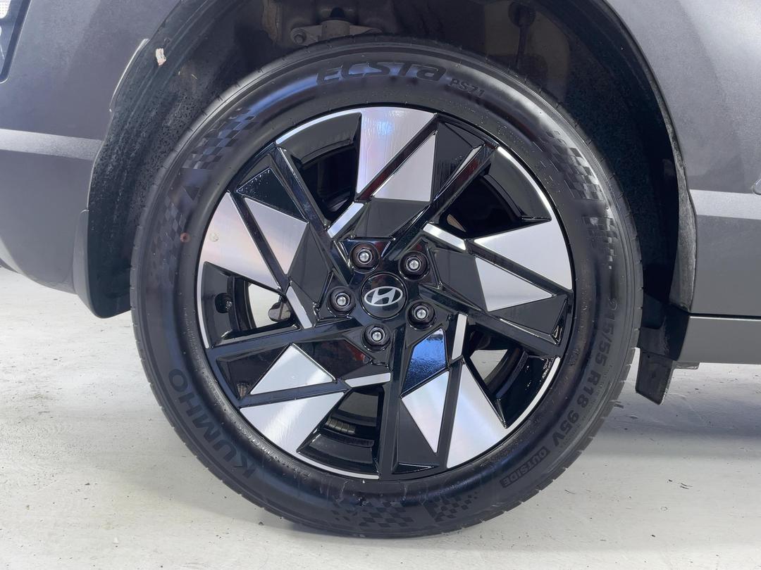Photo '12' of Hyundai Kona