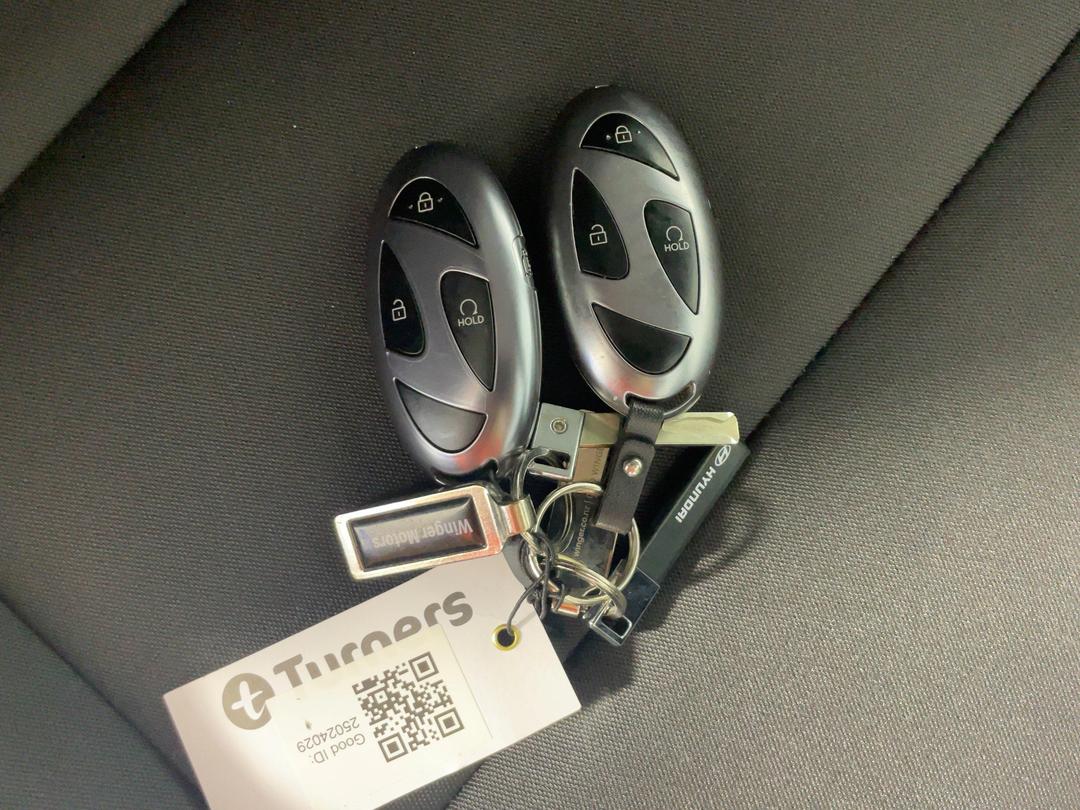 Photo '22' of Hyundai Kona
