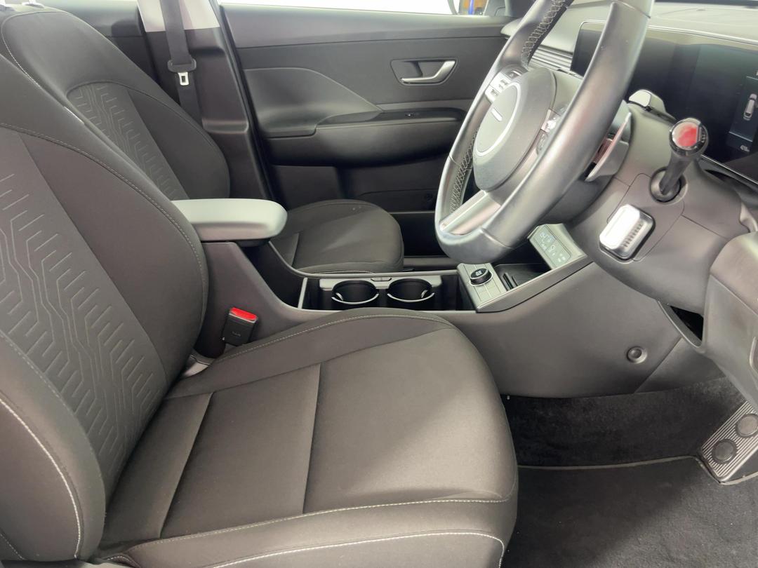Photo '16' of Hyundai Kona
