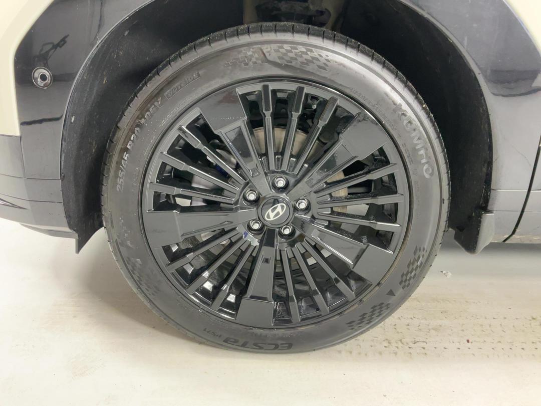 Photo '10' of Hyundai Santa FE