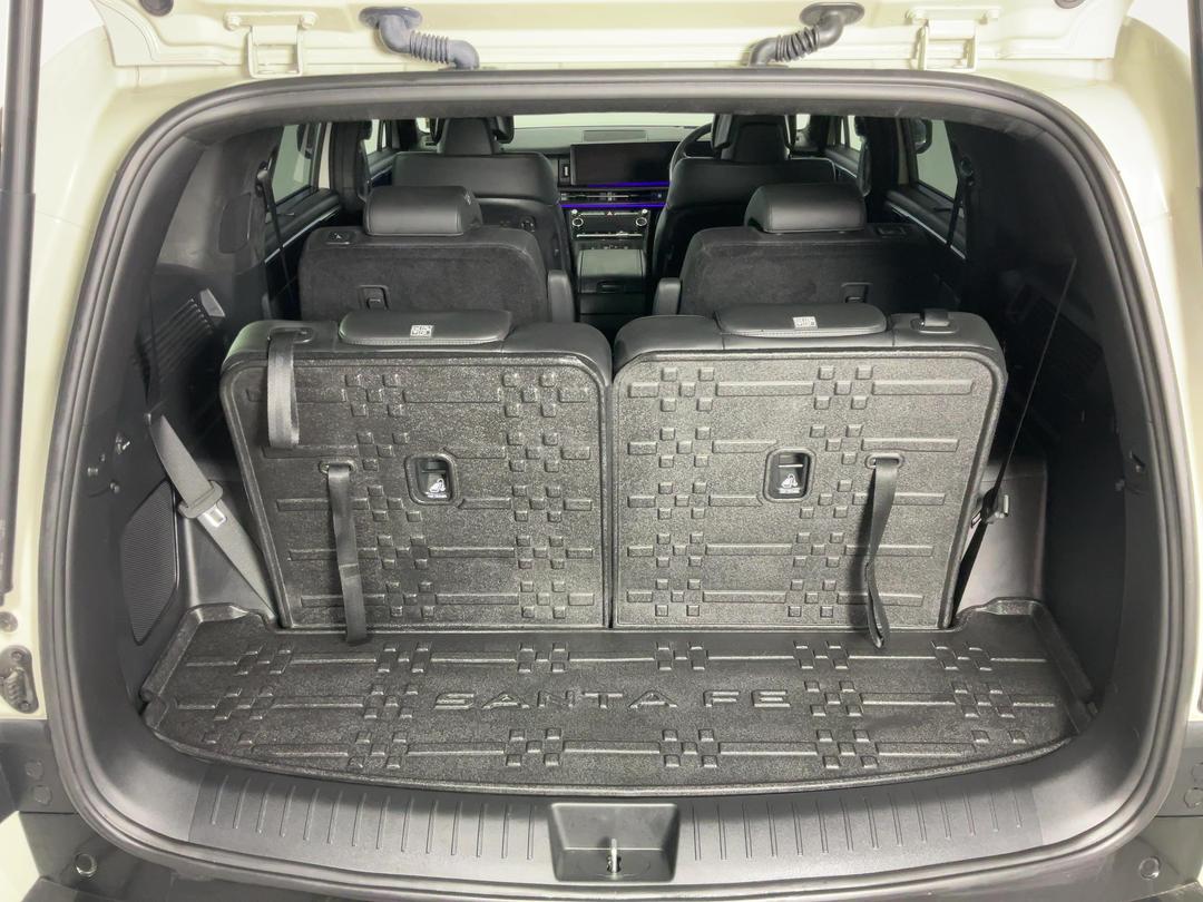 Photo '14' of Hyundai Santa FE