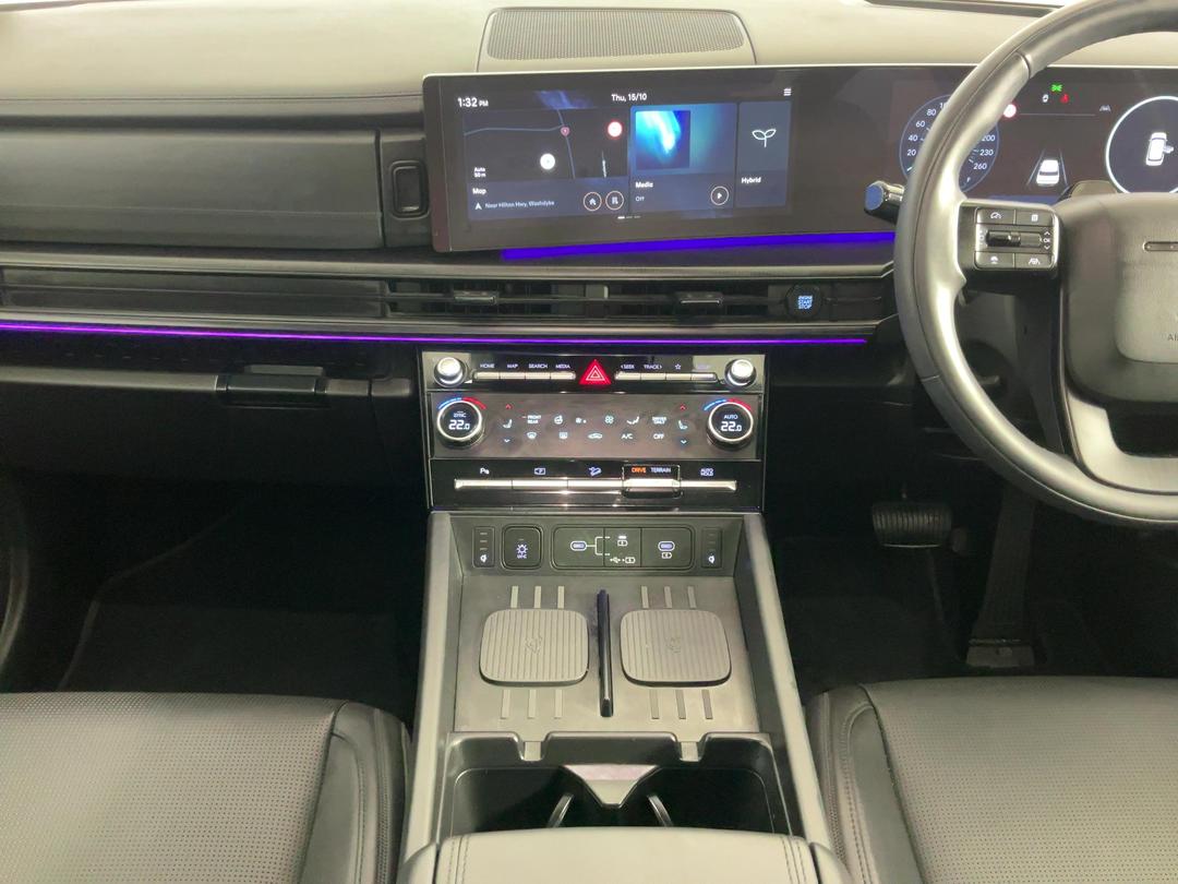 Photo '18' of Hyundai Santa FE