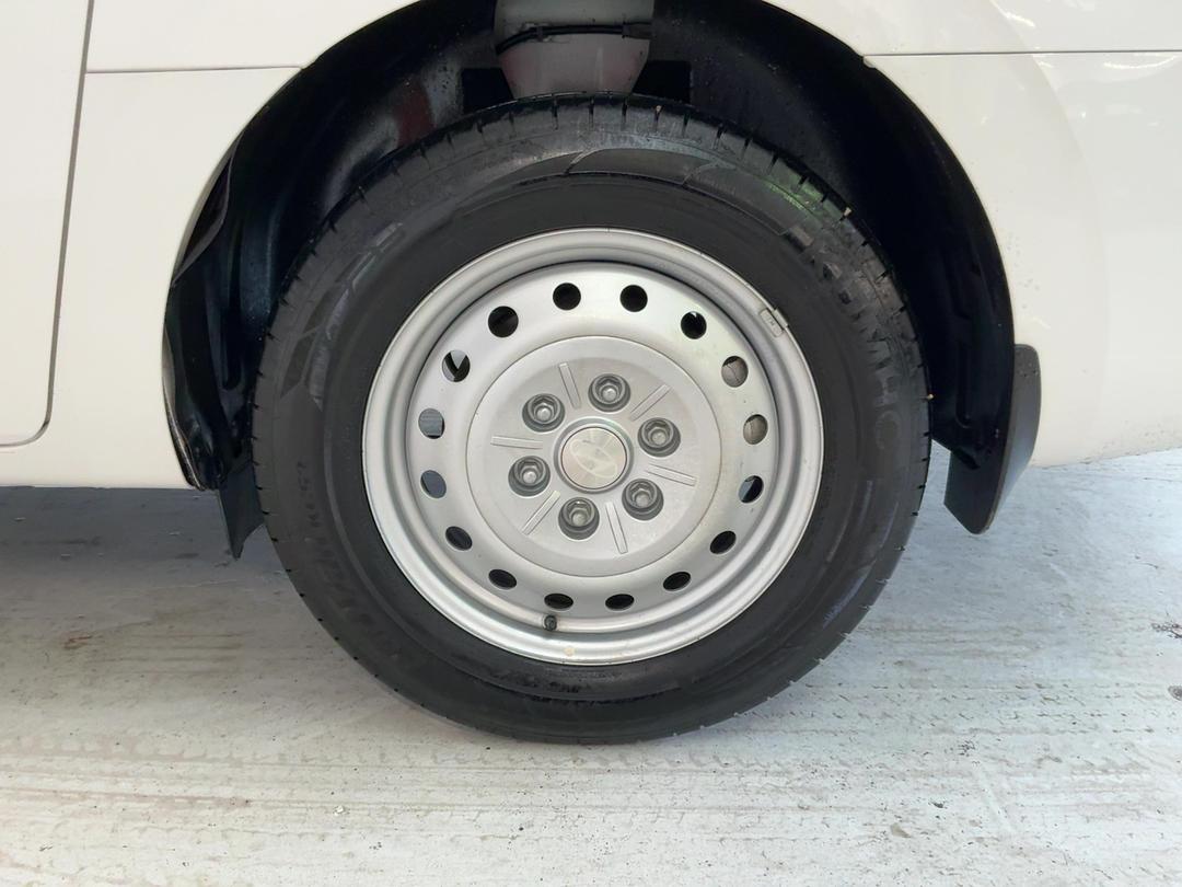 Photo '11' of Hyundai Staria Load