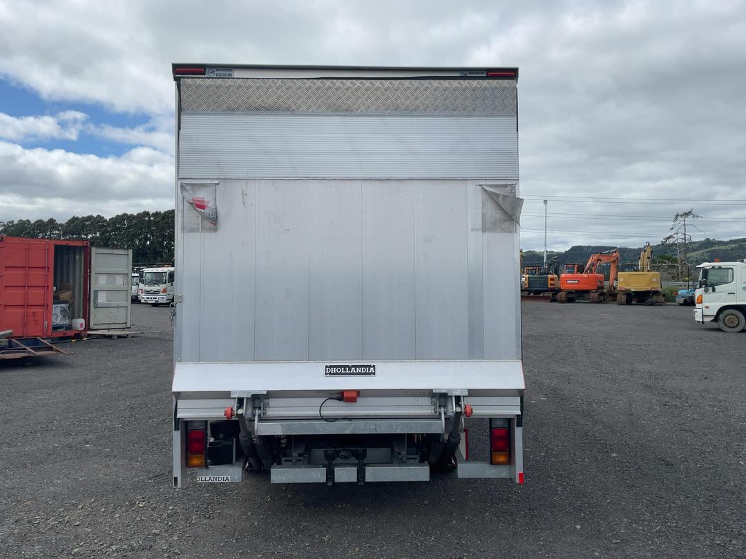 Photo '5' of Isuzu NNR Box Body