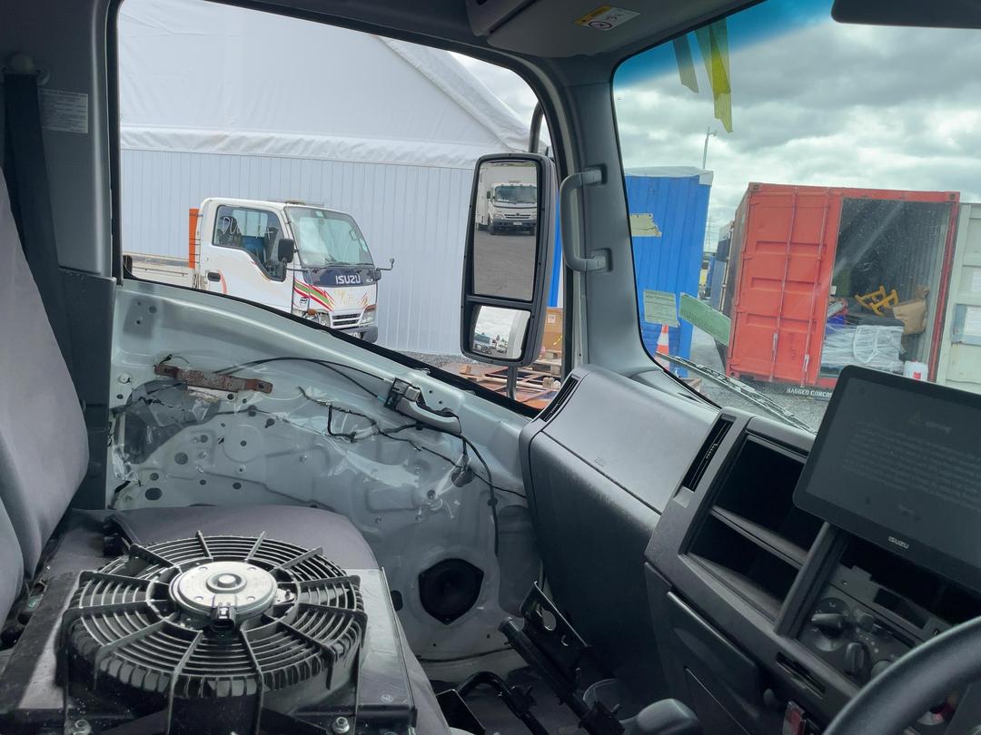 Photo '16' of Isuzu NNR Box Body