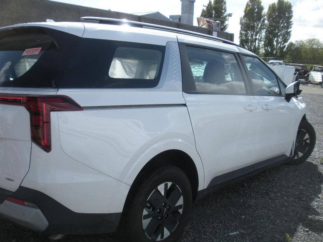Photo '7' of KIA Carnival Light HEV