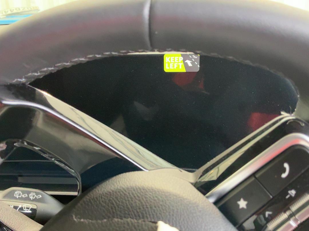 Photo '18' of KIA Carnival EX Photo '18' of KIA Carnival EX