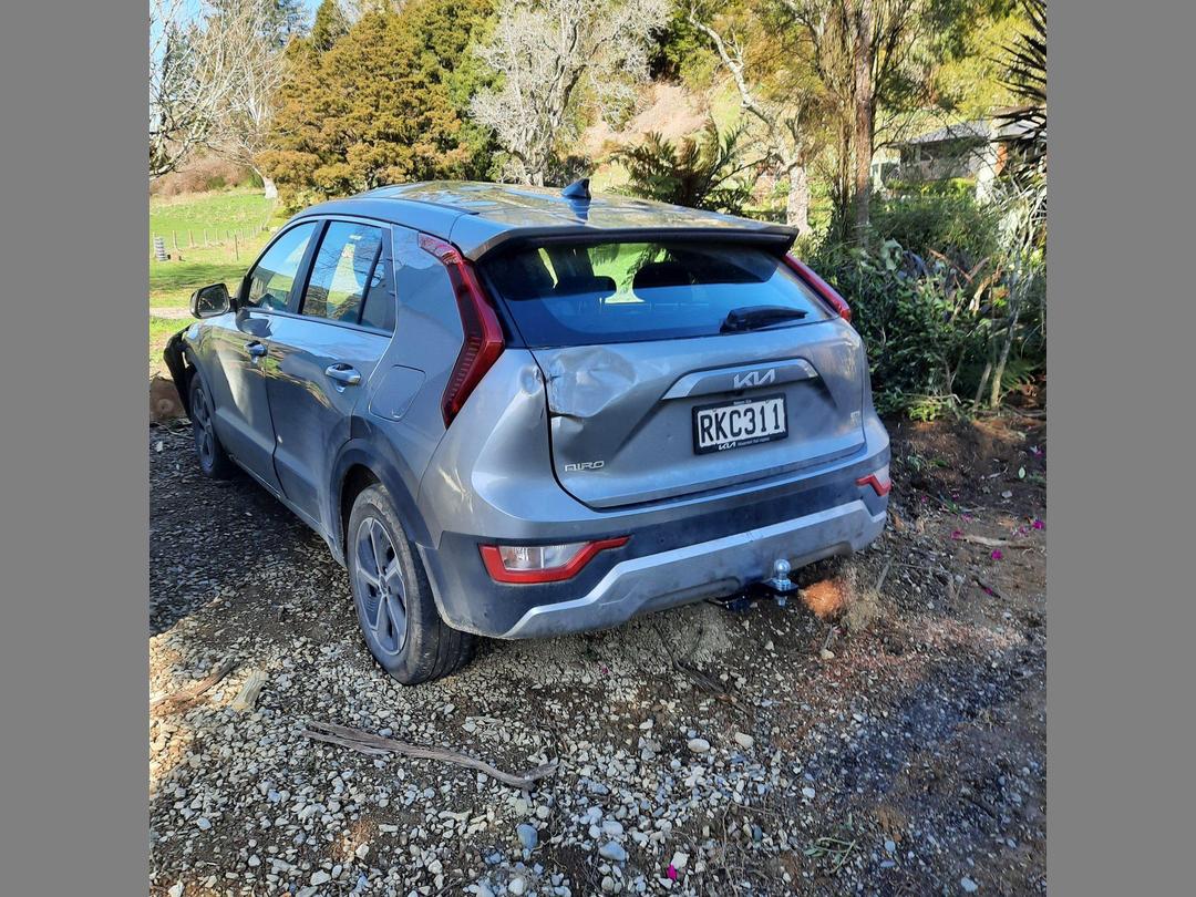 Photo '3' of KIA Niro Light Photo '3' of KIA Niro Light