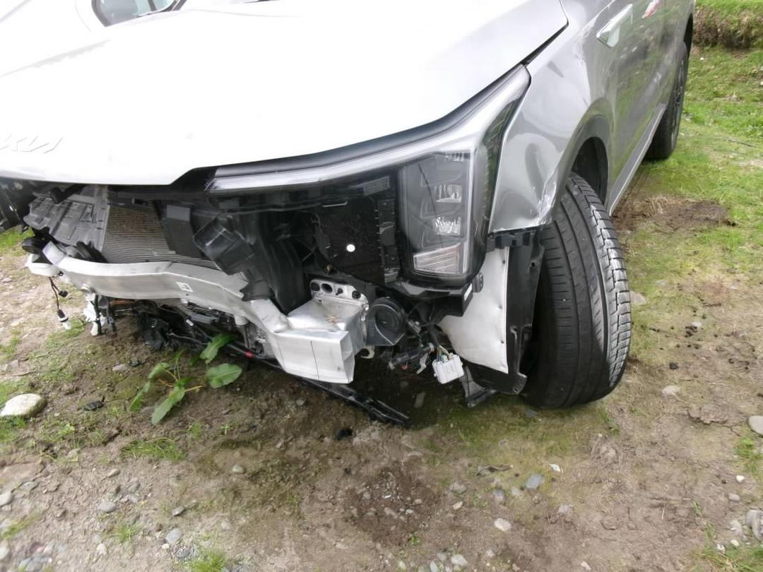 Photo '4' of KIA Sorento LX+ Photo '4' of KIA Sorento LX+