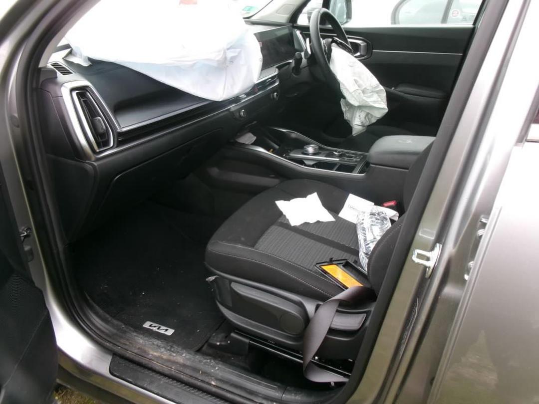 Photo '8' of KIA Sorento LX+ Photo '8' of KIA Sorento LX+